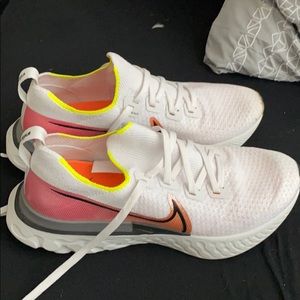 Men’s Nike infinity react running shoes